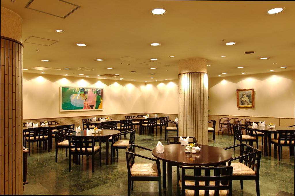 Okayama Royal Hotel Exterior foto